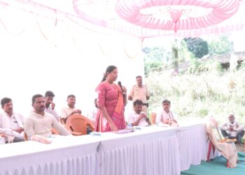 दहा वर्षात केलेल्या विकास कामांमुळे जनता सोबत, डॉ.हिना गावित; घाटली गटात प्रचार दौऱ्याला उत्स्फूर्त प्रतिसाद