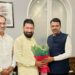 उपमुख्यमंत्री देवेंद्र फडवणीस यांची विजय चौधरी व निलेश माळी यांनी घेतली सदिच्छा भेट