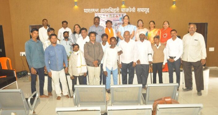 नंदुरबार येथे दिव्यांगासाठी मार्गदर्शन शिबिर उत्साहात