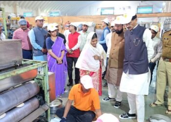 झारखंड राज्यात रांची मध्ये नंदुरबार च्या धर्तीवर सेंट्रल किचन निर्माण करणार : केंद्रीय संरक्षण राज्यमंत्री संजय सेठ