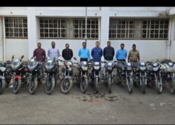 चोरी गेलेल्या 13 मोटारसायकली हस्तगत,स्थानिक गुन्हे शाखेची कामगिरी