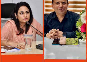 राष्ट्रीय मतदार दिनानिमित्त नंदुरबारच्या तत्कालीन जिल्हाधिकारी मनीषा खत्री व उपजिल्हाधिकारी महेश चौधरी यांना पुरस्कार जाहीर