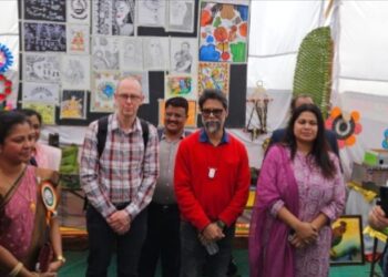 डोळ्यांचे पारणे फेडणारा एस. ए. मिशन हायस्कूलचा कार्निवल महोत्सव