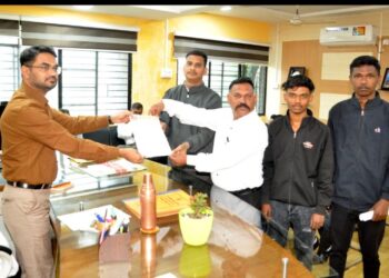 वैद्यकीय पदाचा गैरवापर करणारा जिल्हा शल्यचिकित्सक डॉ.वर्षा लहांडे यांना बंडतर्फे करा, बिरसा आर्मी संघटनेची मागणी