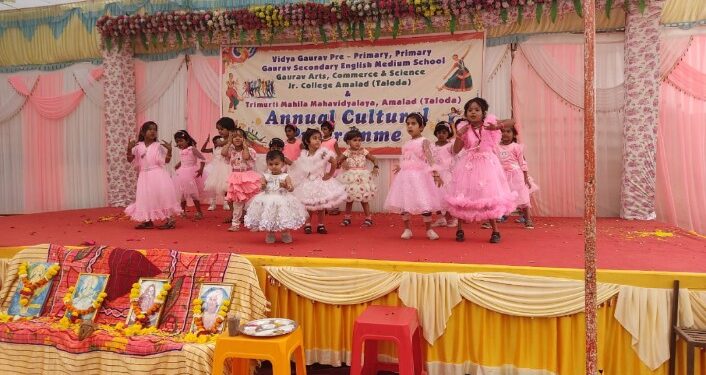 विद्या गौरव शाळेचे वार्षिक स्नेह संमेलन उत्साहात