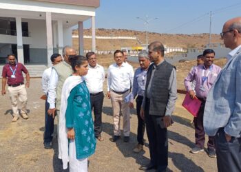 मॉडेल महाविद्यालयाची इमारत लवकरच उपयोगात आणणार : पालक सचिव बी. वेणूगोपाल रेड्डी