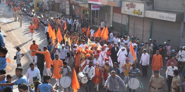 छत्रपती शिवाजी महाराज जयंती निमित्त “जय शिवाजी जय भारत” यात्रेने वेधले शहरवासीयांचे लक्ष