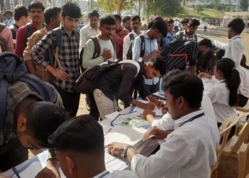 पंडित दीनदयाळ उपाध्याय रोजगार मेळाव्यात 1 हजार विद्यार्थ्यांचा सहभाग;32 उमेदवारांना मिळाली जागेवरच नोकरी