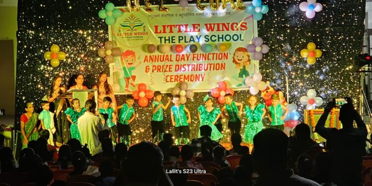 ‘लिटल विंग्स’मध्ये गुणवंतांचा गौरव, चिमुकल्यांचे दर्जेदार कलाविष्कार