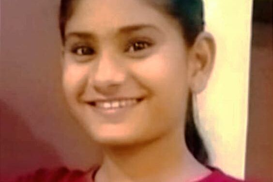 कोपर्ली येथील आर.सी .इंदानी विद्यालयात दहावीत अर्चना राऊळ प्रथम