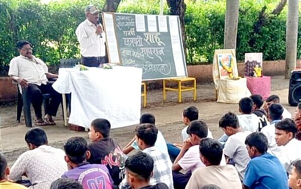 के.डी.गावीत सैनिकी विद्यालयात छत्रपती शाहूमहाराज जयंती उत्साहात साजरी