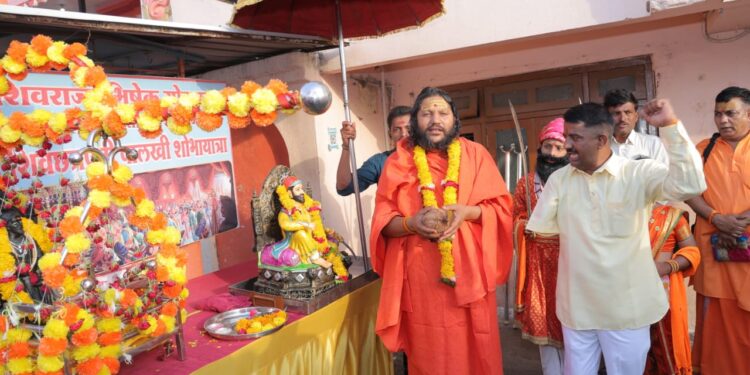 पद्य आणि घोषणांचा गजरात श्री शिवछत्रपती पालखी शोभायात्रा