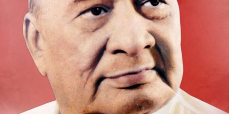 छायाचित्र व्यवसायात नावाजलेले व्यक्तिमत्व कै.रामभाऊ पाटील