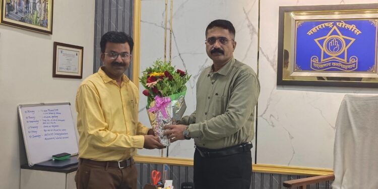 ऑनलाईन फसवणूकीत गमावलेले पैसे परत मिळवून देण्यात सायबर पोलीसांना यश