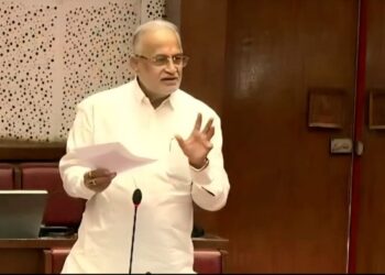 नंदुरबार जिल्ह्याचा विकासासाठी मुख्यमंत्र्यांनी पालकमंत्री पद स्वीकारावं; आ.चंद्रकांत रघुवंशी