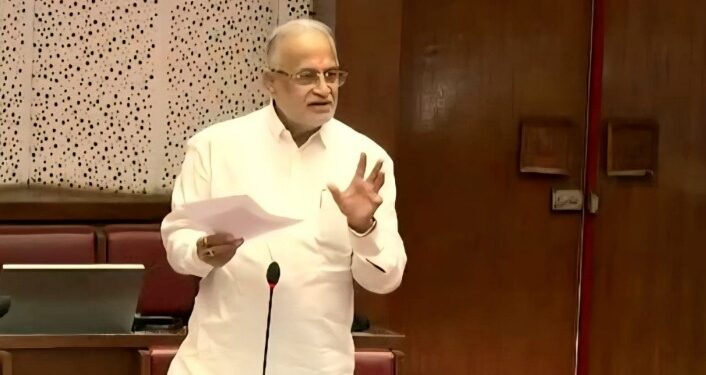 नंदुरबार जिल्ह्याचा विकासासाठी मुख्यमंत्र्यांनी पालकमंत्री पद स्वीकारावं; आ.चंद्रकांत रघुवंशी