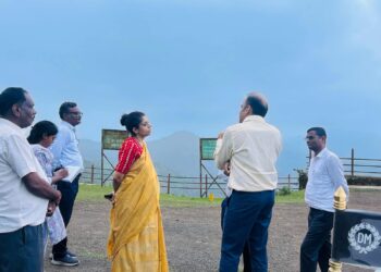 तोरणमाळ पर्यटन विकासाला चालना देण्यासाठी जिल्हाधिकारी डॉ. मित्ताली सेठी यांनी घेतला आढावा