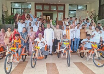 राजकीय कारकिर्दीतील अविस्मरणीय क्षण; दिव्यांगांना मदतीने आमदारकी झाली सार्थ : आ.चंद्रकांत रघुवंशी