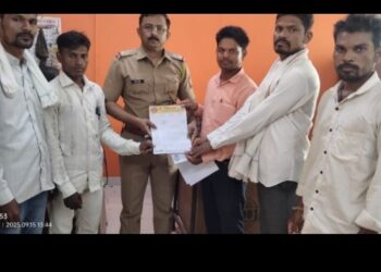 धनगर आरक्षणाच्या वादातून आमदार आमश्या पाडवी यांना गलिच्छ भाषेत शिवीगाळ,गुन्हा दाखल करण्याची मागणी