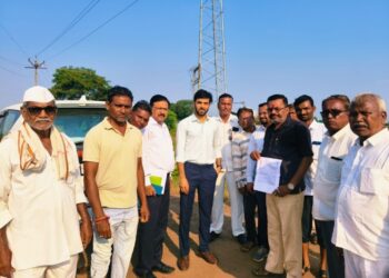 वैजाली ते नांदर्डे पुलाजवळ होणार पर्यायी रस्ता, ग्रामस्थ आक्रमक, बांधकाम विभागाने दिले आश्वासन