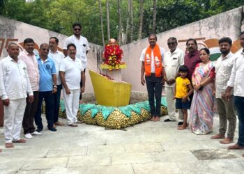 नंदुरबार शहर भारतीय जनता पार्टीतर्फे  लोहपुरुष सरदार पटेल जयंतीनिमित्त अभिवादन