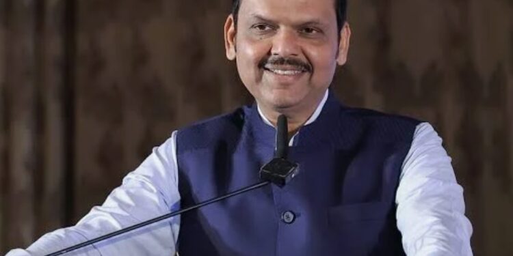 भाजपा उमेदवार मकरंद पाटील यांच्या प्रचारार्थ शहादा येथे मुख्यमंत्री देवेंद्र फडणवीस यांची प्रचारसभा