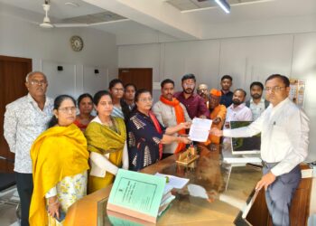 बांगलादेशावर निर्बंध घालण्यासह तेथील कट्टरतावादी गटांवर कारवाईची हिंदू संघटनांनी मागणी