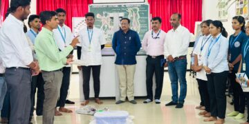 शाश्वत शेतीसाठी जैविक कीड नियंत्रण काळाची गरज; नंदुरबार कृषी महाविद्यालयात प्रशिक्षण