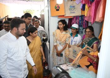 मिनीसरस “नंदिनी महोत्सव 2026” ला उत्साहात प्रारंभ; 80 बचत गट व 20 खाद्य स्टॉल नागरिकांसाठी खुले