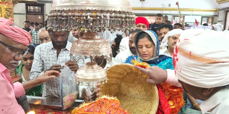 वन कायद्यांचा अडसर दूर करून देव मोगरा माता मंदिर परिसरातील विकासाला गती देणार : डॉ. हिना गावित