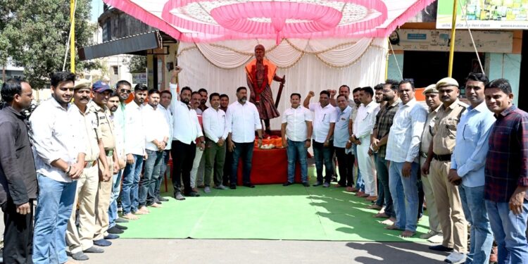 डॉ.विक्रांत बाबा मित्र परिवारा मार्फत शिवजयंती उत्साहात साजरी