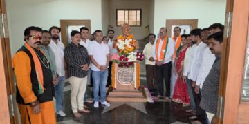 भाजपातर्फे छत्रपती शिवाजी महाराजांची जयंती साजरी