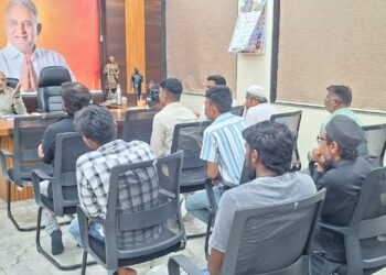 नंदुरबारचा ‘रविवार बाजार’ आता उड्डाणपुलाखाली; व्यावसायिकांना मिळणार अधिकृत परवाने