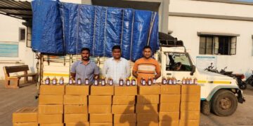 अवैध दारू वाहतुकीवर स्थानिक गुन्हे शाखेची कारवाई; 29 लाखांचा मुद्देमाल जप्त