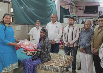 माजी खा. डॉ. हिना गावित यांच्या हस्ते नवजात बालकांसाठी ‘बालकवच’ किटचे वितरण