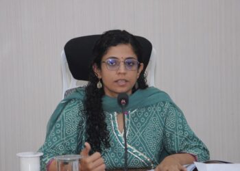 पेट्रोल-डिझेलचा कोणताही तुटवडा नाही : जिल्हाधिकारी डॉ. मित्ताली सेठी