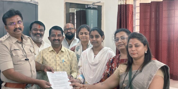 खाजगी ट्रॅव्हल्स चालकांकडून होणारी प्रवाश्यांची आर्थिक लुट थांबवा- हिंदु सेवा सहाय्य समितीची मागणी