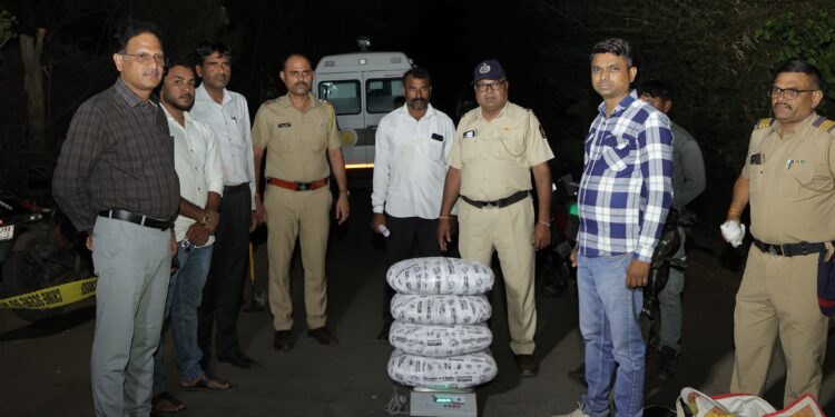गांजासह पाच लाखाचा मुद्देमला जप्त; दोघांना घेतले ताब्यात