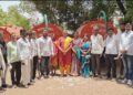 नंदुरबार तालुक्यातील गावांना  माजी खासदार डॉ. हिना गावित यांच्या हस्ते पाणी टँकरचे वितरण