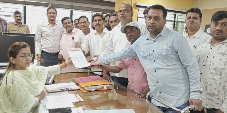 भाजपाचे माजी महामंत्री विजय चौधरी यांच्यावर गुन्हा दाखल