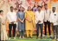 भगवान एकलव्य यांच्या पुतळ्याचे डॉ. हिना गावित यांच्या हस्ते अनावरण