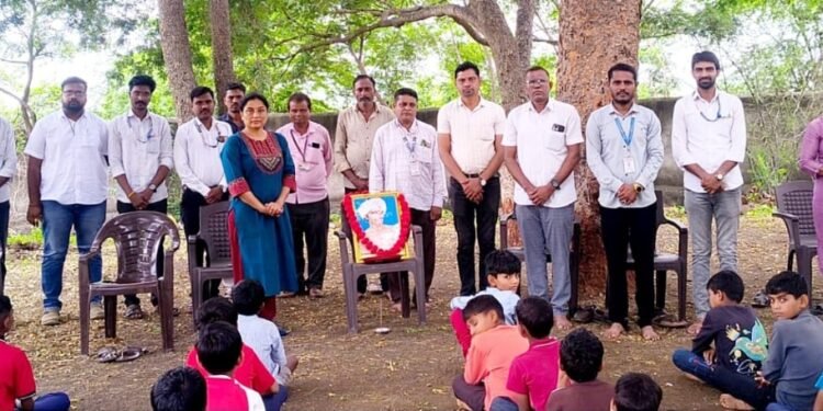 नांदर्खे येथे जागतिक आदिवासी दिवस साजरा