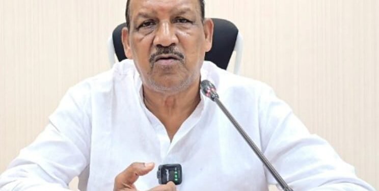 माजी मंत्री तथा आ. डॉ. विजयकुमार गावित यांच्या वाढदिवसानिमित्त भव्य मॅरेथॉन स्पर्धांचे आयोजन