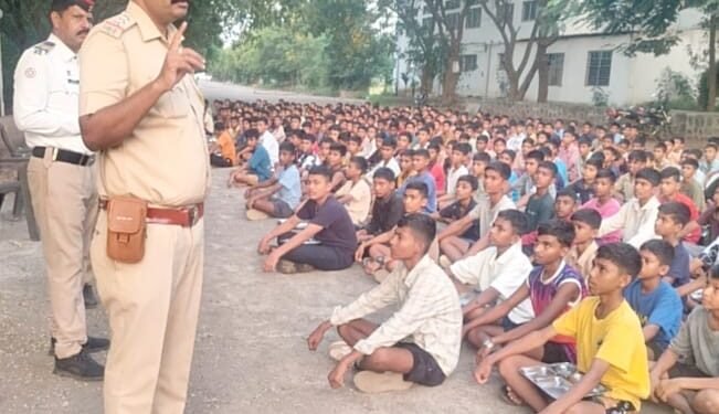 सैनिकी विद्यालयात सायबर सुरक्षा जागरूकता कार्यक्रम