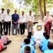 नांदरखे येथे स्व.विद्याताई पाटील यांना अभिवादन
