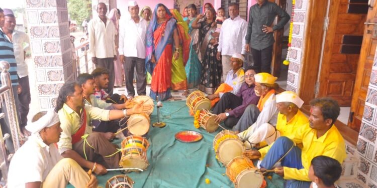 ठाणेपाड्यात कोकणी समाजाचा घट्या देव उत्सव उत्साहात